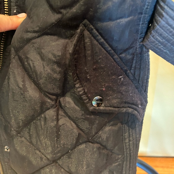 BURBERRY SIZE M WINTER COAT - SEE LISTING. - Picture 7 of 11